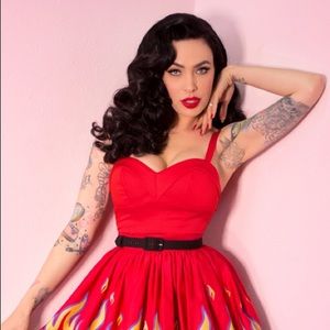 MANEATER TOP IN WARM RED - VIXEN BY MICHELINE PITT